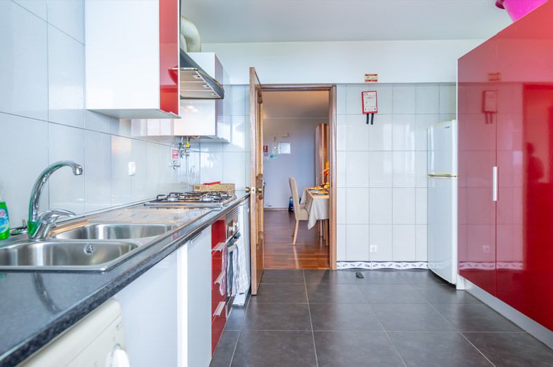 Condo Magnolia Kitchen